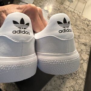 Adidas Classic White 3MC Sneakers new in box